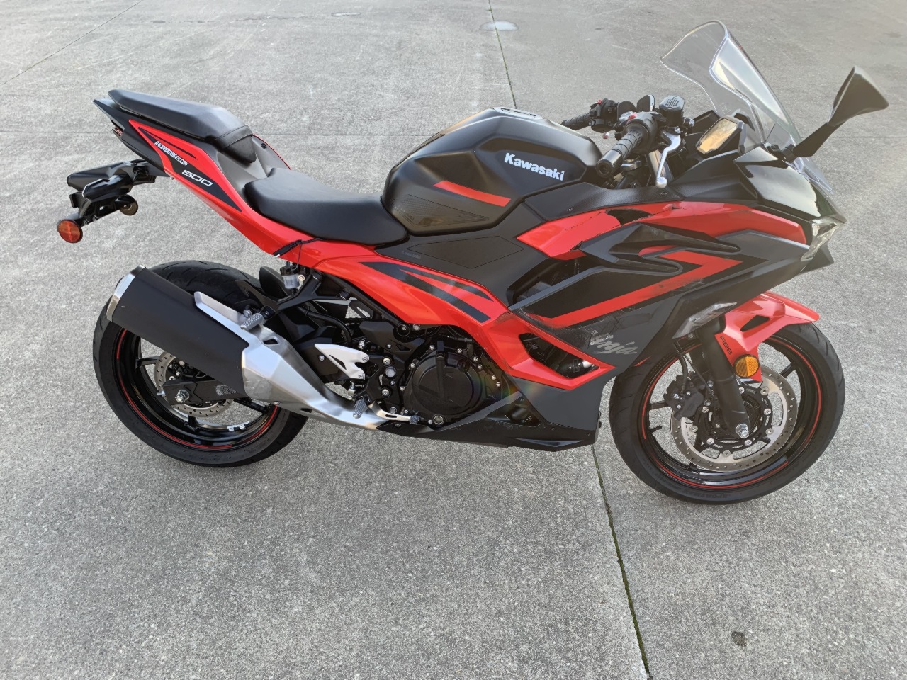 2024 Kawasaki EX500 Ninja ABS Special Edition